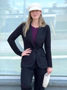 Best Business Casual for Women in 2022